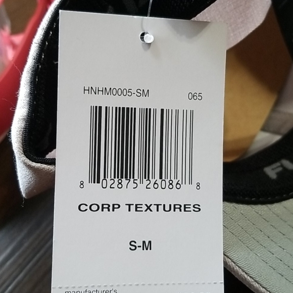 Hurley flexfit hat size sm color like a khaki - Picture 5 of 6